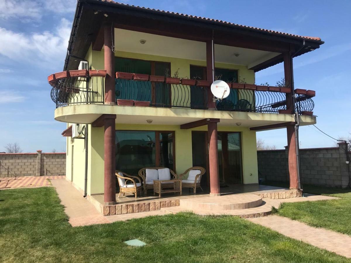 Villa Sunray Топола Екстер'єр фото